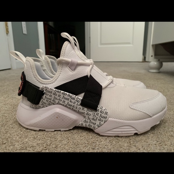 Nike Shoes Nike Air Huarache City Low Just Do It Poshmark